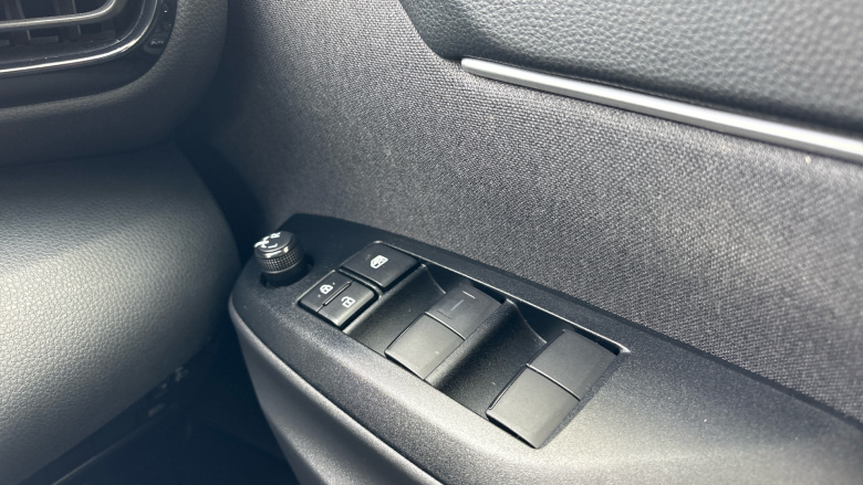 Toyota Yaris Cross 1.5 Hybrid Icon 5dr CVT Hybrid Estate